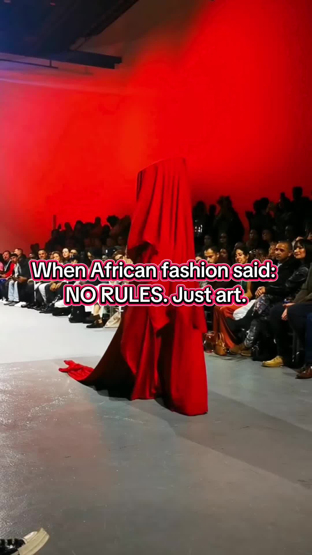 @demodejournaliste THIS. MOMENT. Shut. Down. The. Entire. Show. Siyababa Atelier…